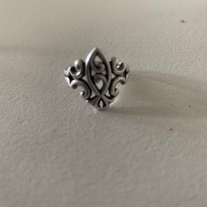 James Avery retired ring